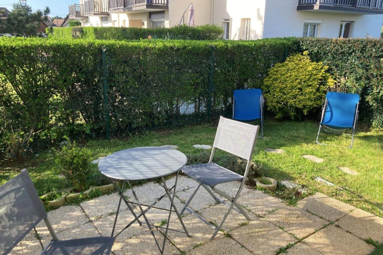 Appartamento 37M With Terrace And Garden Near The Sea Cabourg Esterno foto