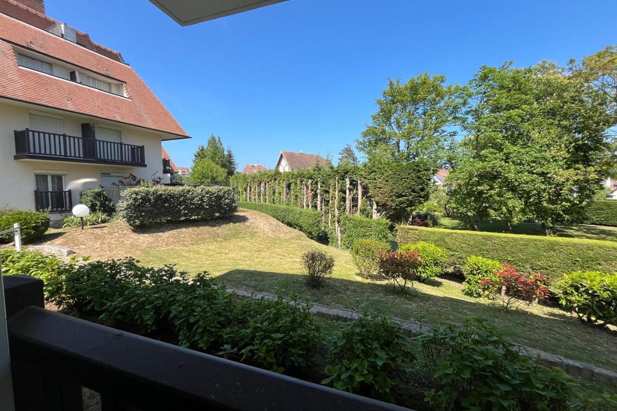 Appartamento 37M With Terrace And Garden Near The Sea Cabourg Esterno foto